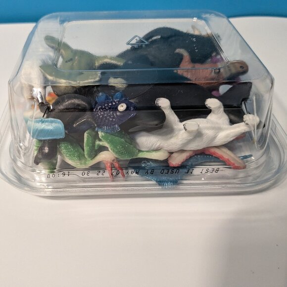 Aquatic, wetlands, arctic Toy Animals 16 count - Picture 8 of 8